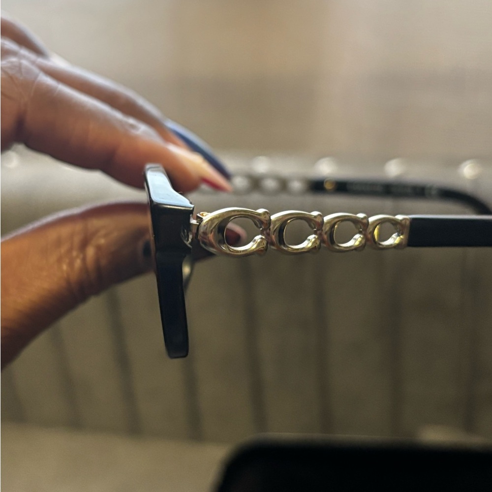 Coach Sleek Black Glasses Case - Picture 3 of 4